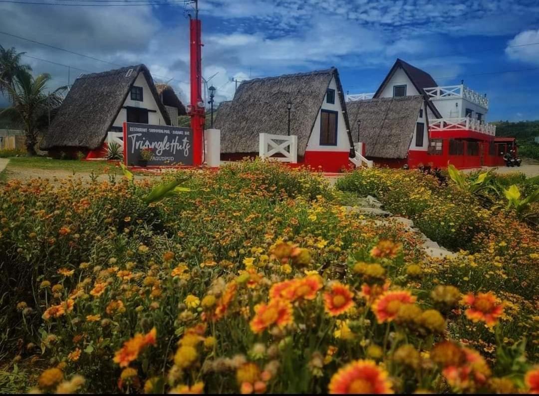 Hotel Triangle Huts Pagudpud Exterior foto
